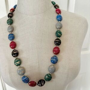Vintage multicolor gold  tone beaded necklace